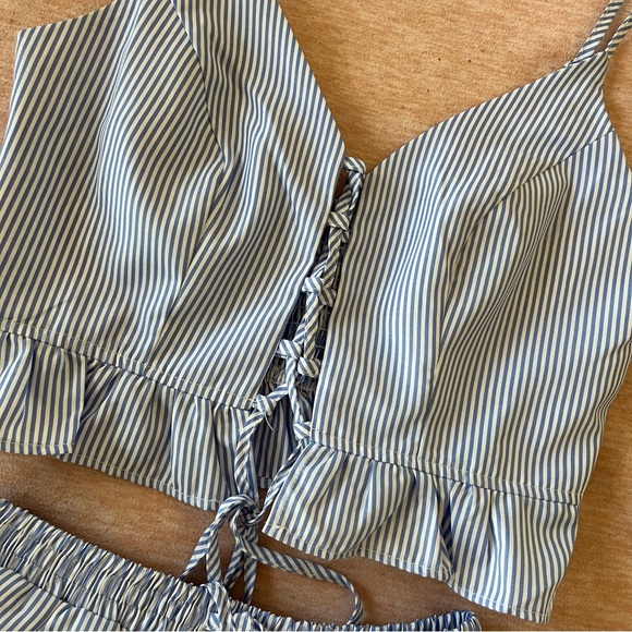 Sweet Mayhem Blue/White Striped Set (Crop tank and shorts) XS/S - Picture 4 of 5